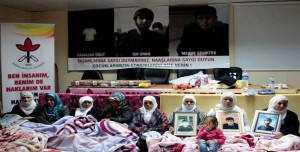 Familien im Hungerstreik