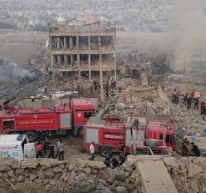 Polizeipräsidium und Wache der Sonderpolizei in Cizîr zerstört